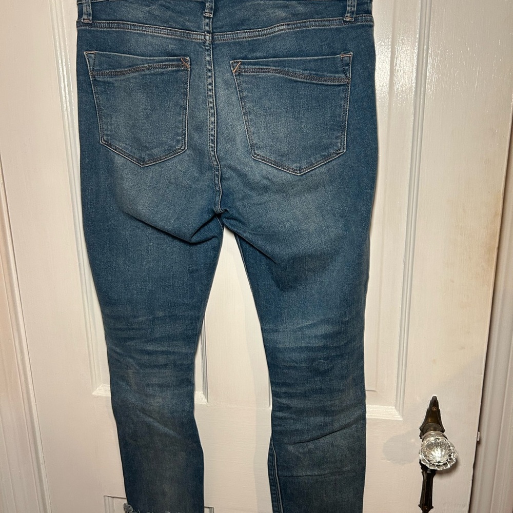 Express Distressed Jeans - Picture 5 of 6